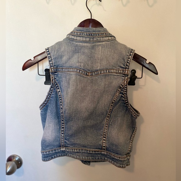 Silver Jeans Women’s Cropped Blue Jean Vest Size Medium - Picture 2 of 8